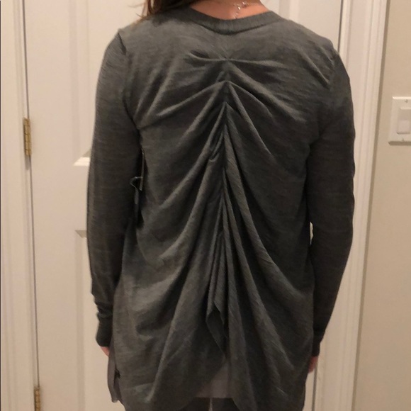 Vera wang sweater - Picture 13 of 13